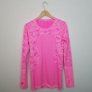 lululemon athletica Tops - Lululemon Swiftly Tech Long Sleeve Crew lululemon athletica Tops - Lululemon Swiftly Tech Long Sleeve Crew